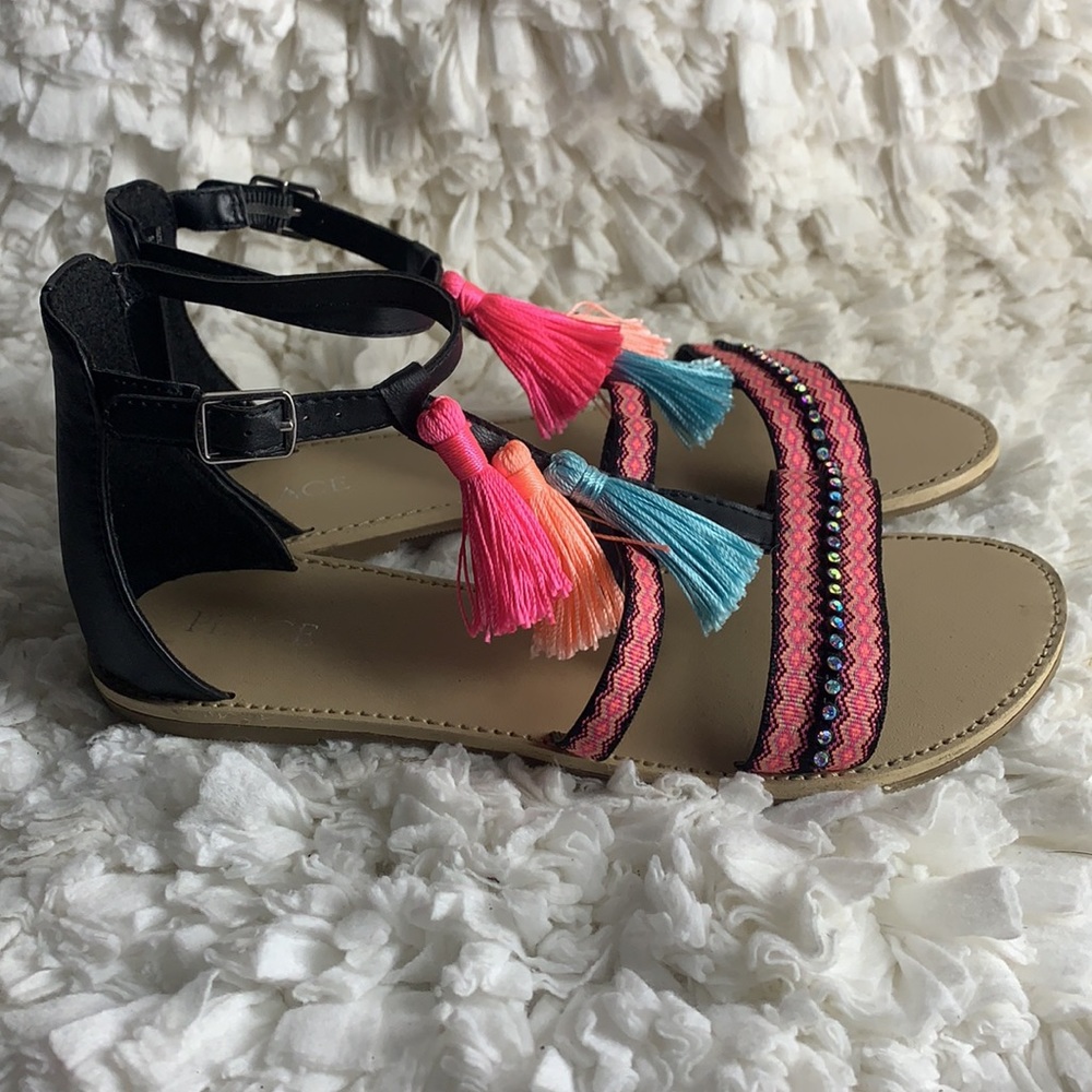 The Children’s Place sandals - Picture 5 of 7